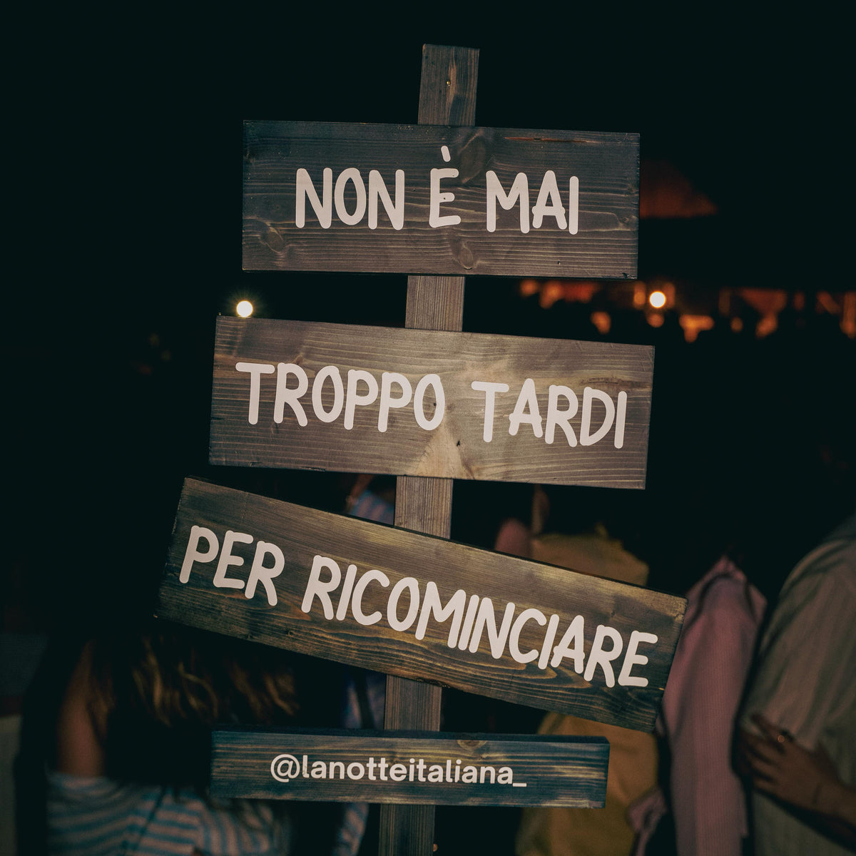 Segnaletica Scenografica Personalizzata